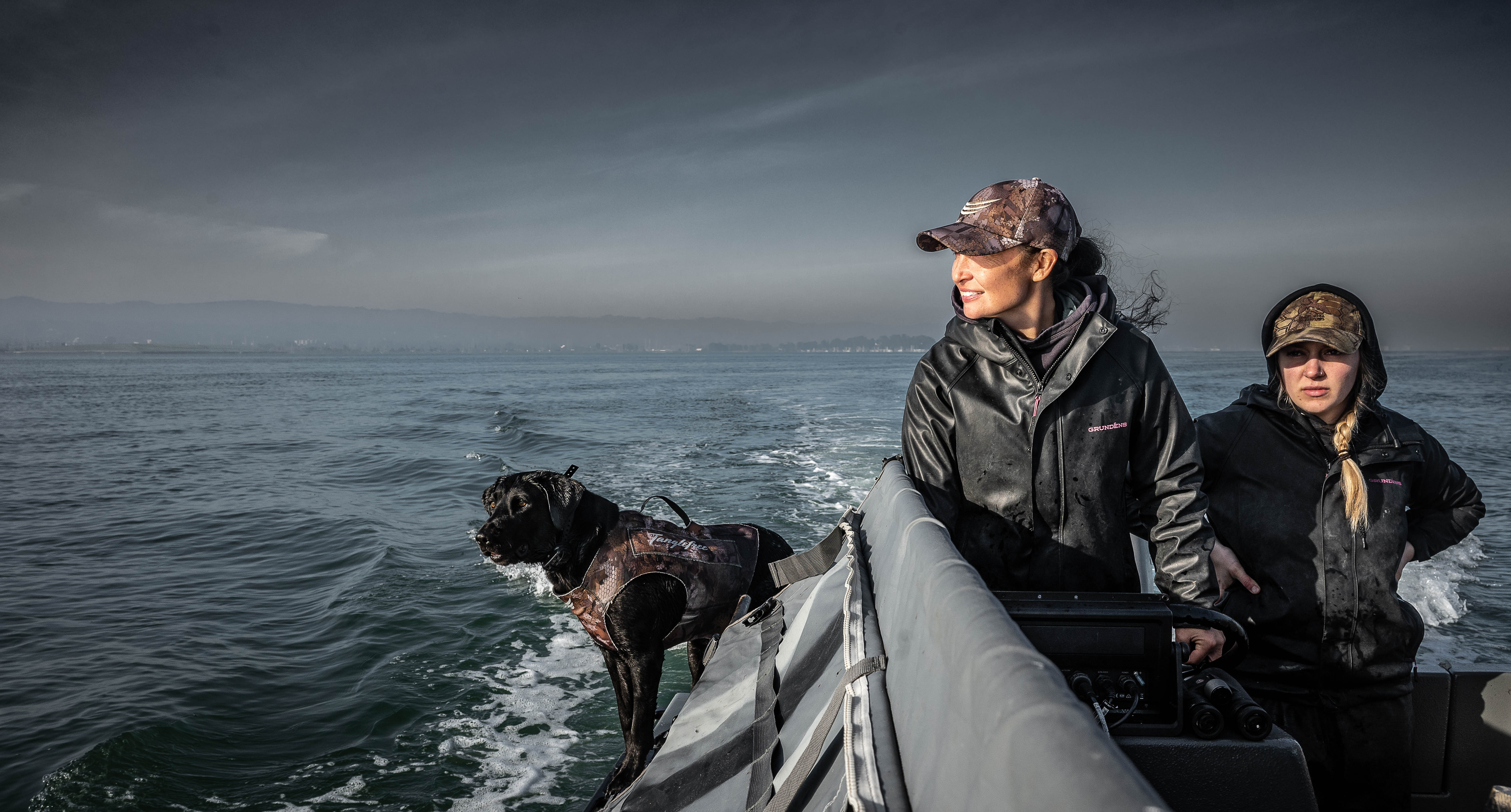 crew dog boat